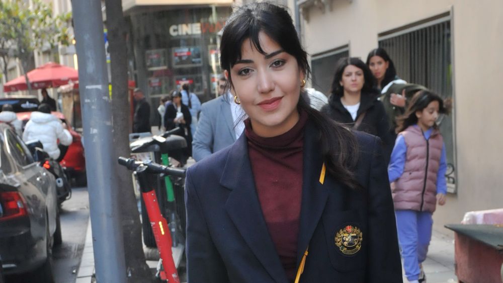 Ayşe Kırca, Babası Levent Kırcanın Hangi Skeçlerini Seviyor?