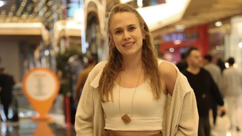 Begüm Önerden Film Müjdesi