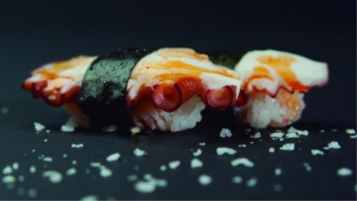 Güney Kore’de Gastronomi ve Alışveriş Turu: Bebek Ahtapotlu Suşi ve Myeongdong