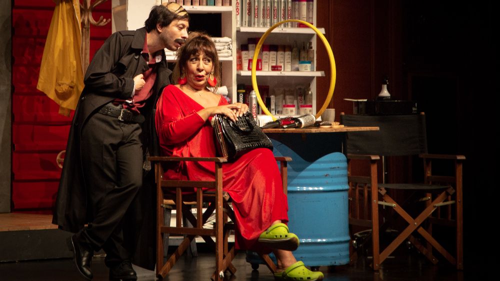 Her Gece Değişen İnteraktif Komedi