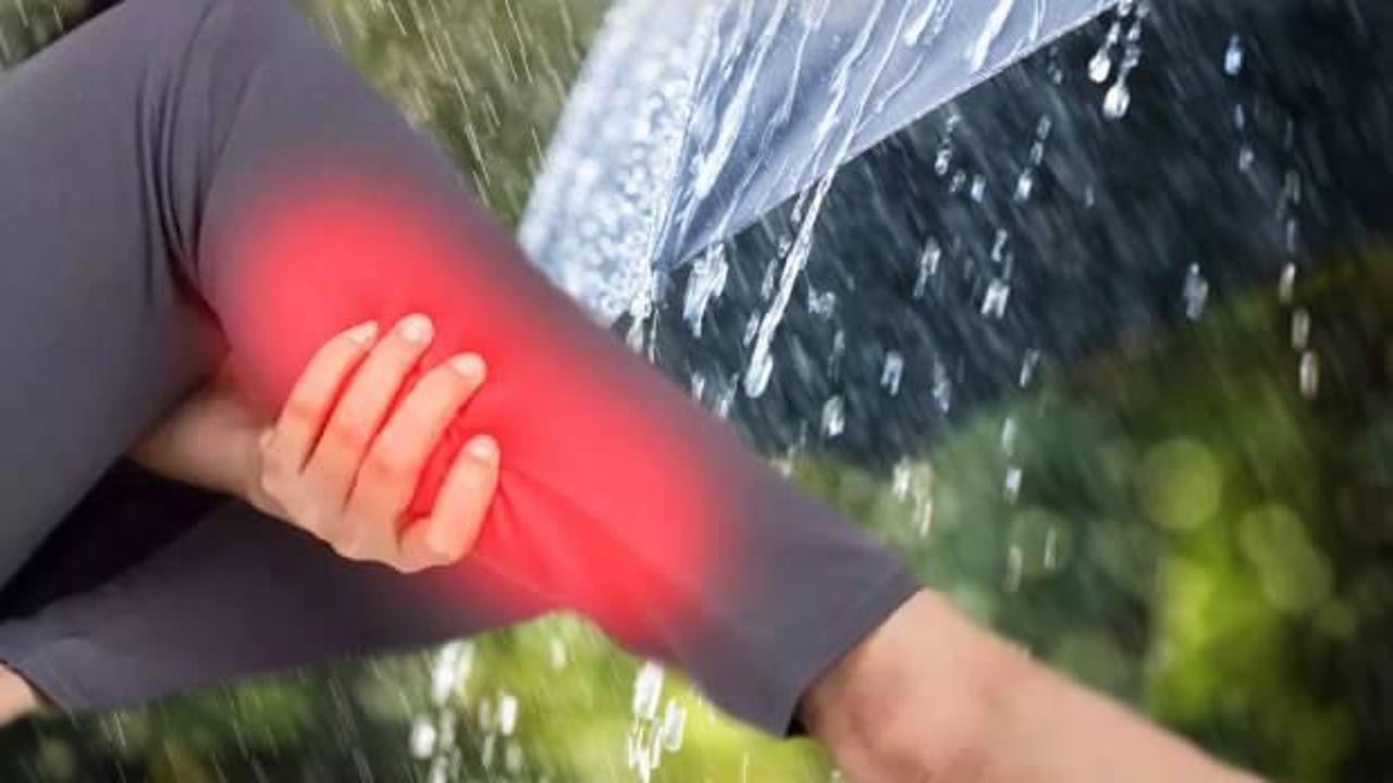 Yağmur öncesi bacak ağrısı neden olur? Yağmurlu havada bacak ağrısı nasıl geçer, ne iyi gelir?