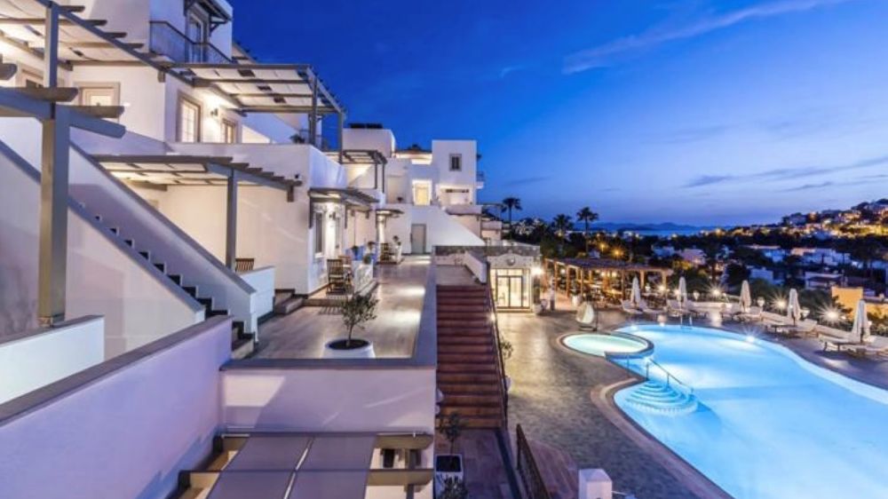 Yalıkavakta Lüks Tatil