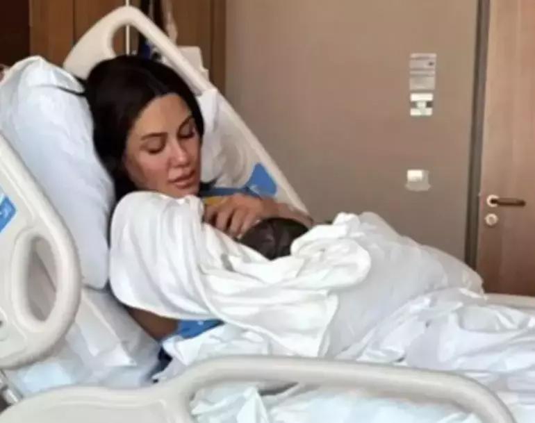Doğum sonrası eski formuna kavuştu... Fit haliyle dikkat çekti! Kaç kilo verdiğini açıkladı