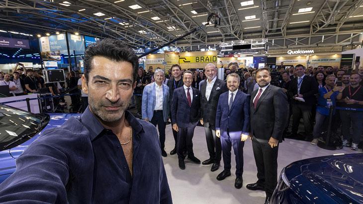 Kenan İmirzalıoğlu, Togg’un tanıtımında konuştu: Kendi arabamıza gururla bakıyor olmak büyük kıvanç.