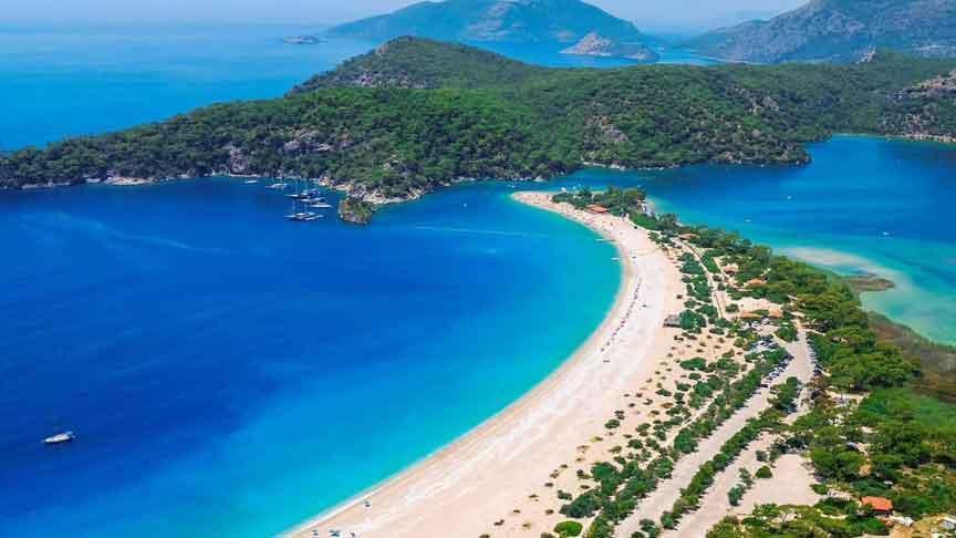 Turizmde ağustos zirvesi! 7 milyona yakın turist Türkiye’de: Rusya ve Almanya ilk iki sırada