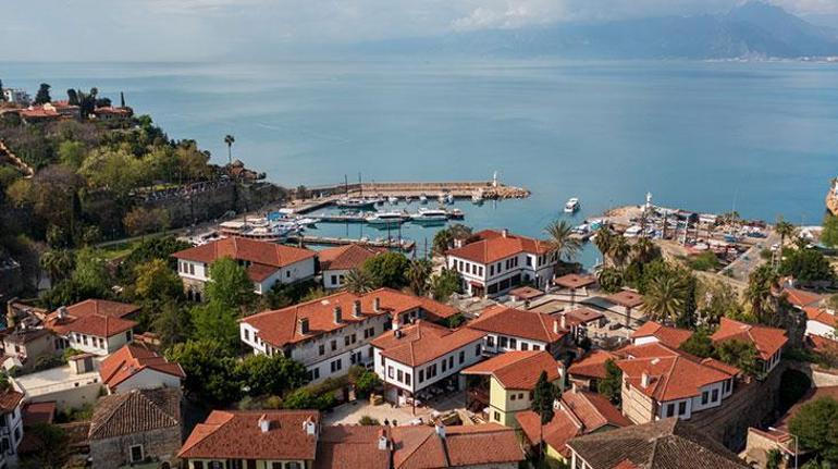 Akdeniz'in parlayan yıldızı Antalya'da Kültür Yolu Festivali başlıyor