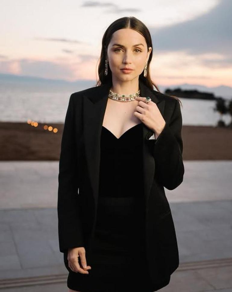 Aralarındaki yaş farkı dikkat çekmişti! Ana de Armas ve Tom Cruise ayrıldı: İşte nedeni