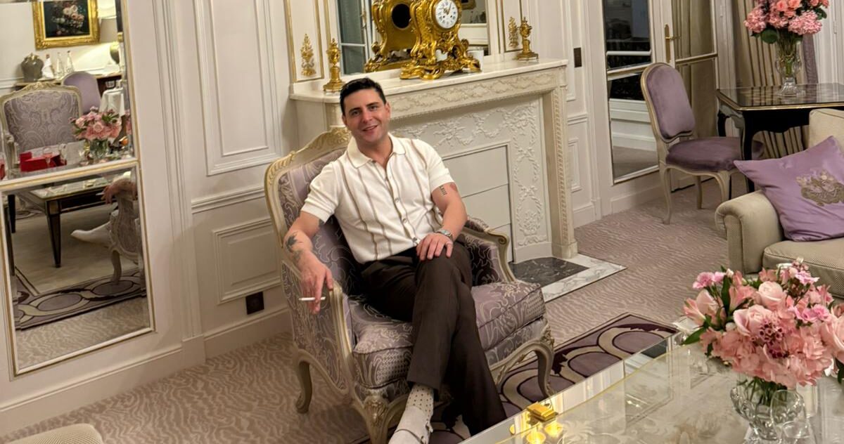 Öncü Sönmez Kimdir..