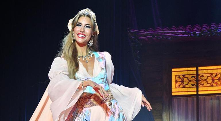 Sular durulmuyor! Mine Koşan'dan Çağla Şıkel'e olay gönderme