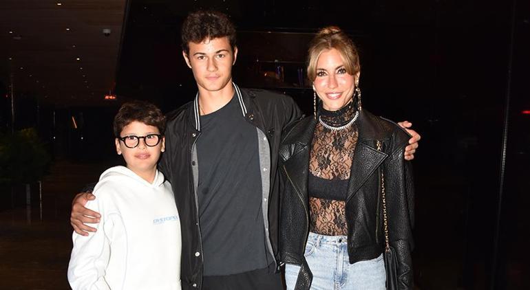 Sular durulmuyor! Mine Koşan'dan Çağla Şıkel'e olay gönderme