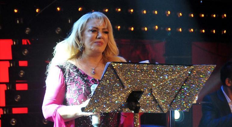 Sular durulmuyor! Mine Koşan'dan Çağla Şıkel'e olay gönderme