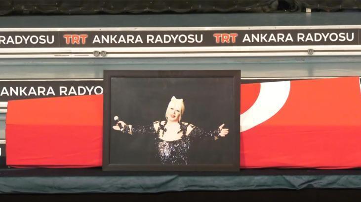 Usta sanatçı Muazzez Abacı’ya veda! TRT Ankara Radyosu’nda tören