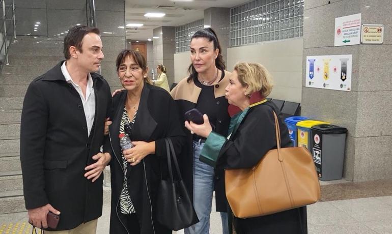 Jess Molho 24 yıllık eşinden boşanıyor! Usta oyuncu tanık olarak dinlendi