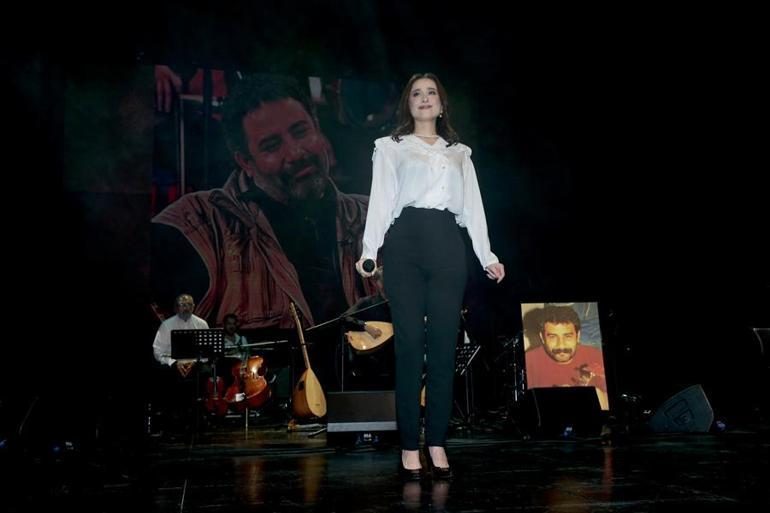 Ahmet Kaya, vefatının 25. yılında AKM'de anıldı