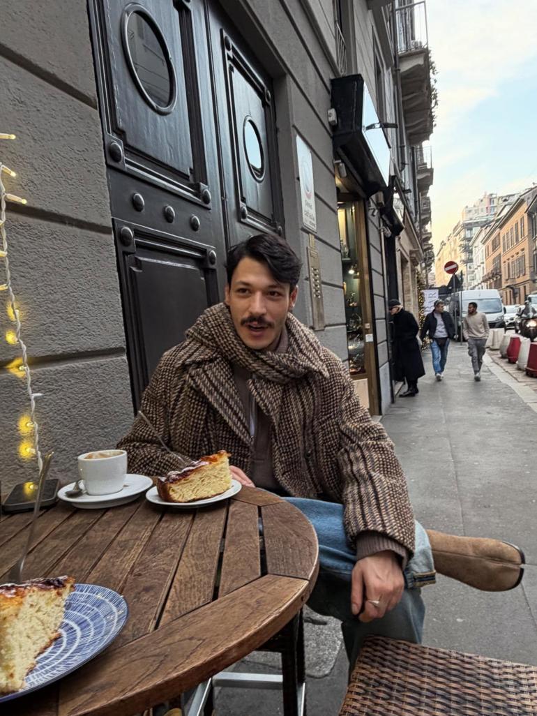 Kubilay Aka da modaya uydu! 'Toynak' ayakkabılardan giydi