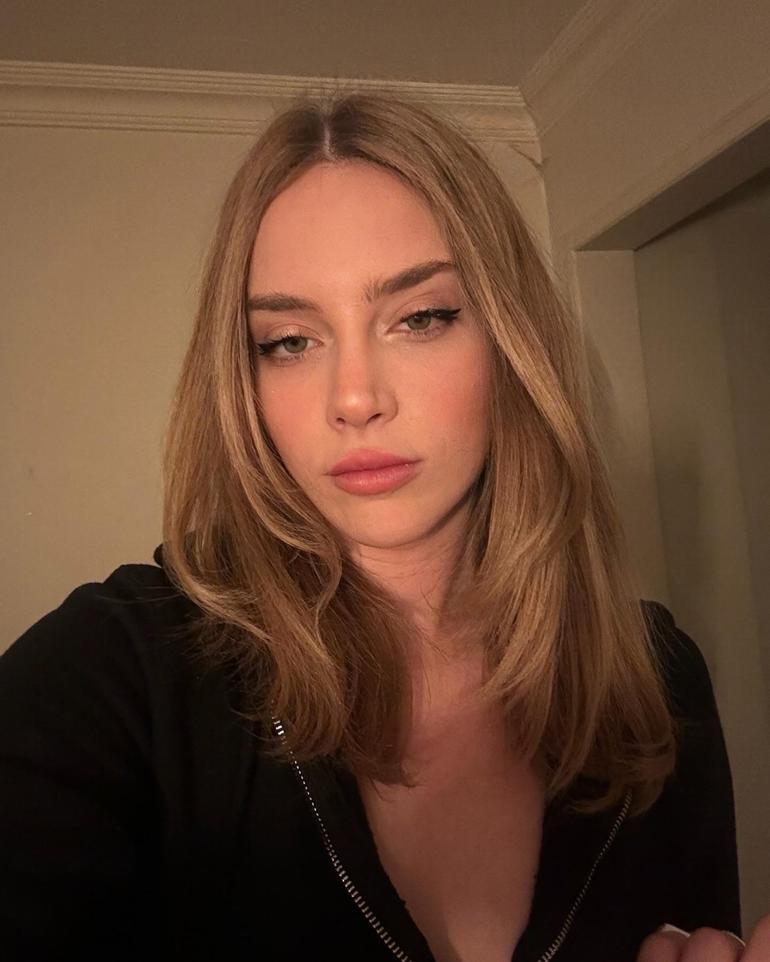 Doğum gününde teklifi kaptı! Hayal Köseoğlu ve Nezir Çınarlı evleniyor