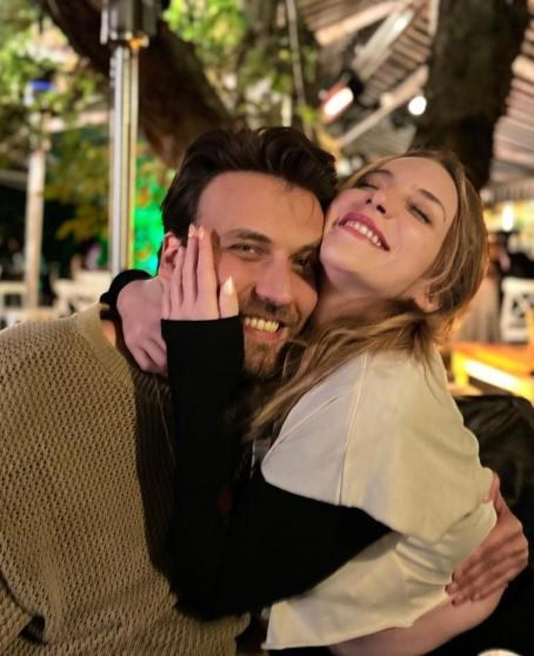 Doğum gününde teklifi kaptı! Hayal Köseoğlu ve Nezir Çınarlı evleniyor