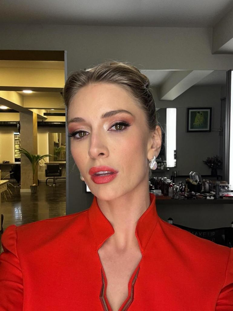 Sürpriz nikah! Yasemin Kay Allen ve 'Amerikalı Aynasız' evlendi