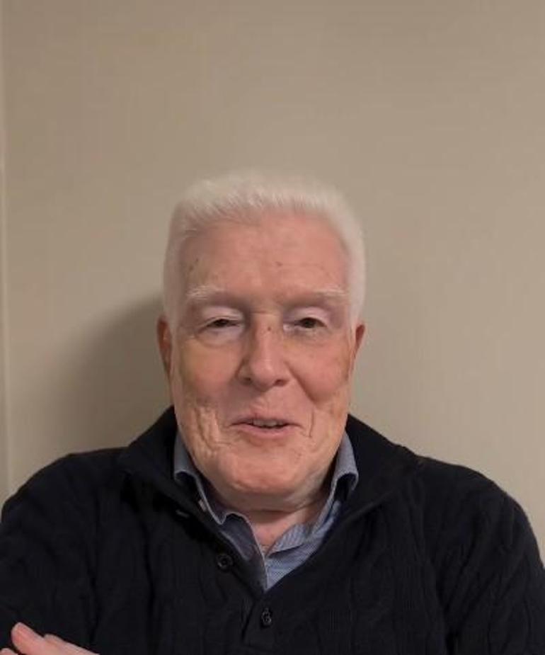 Haldun Dormen'e veda! Cenazede usta oyuncu İzzet Günay fenalaştı