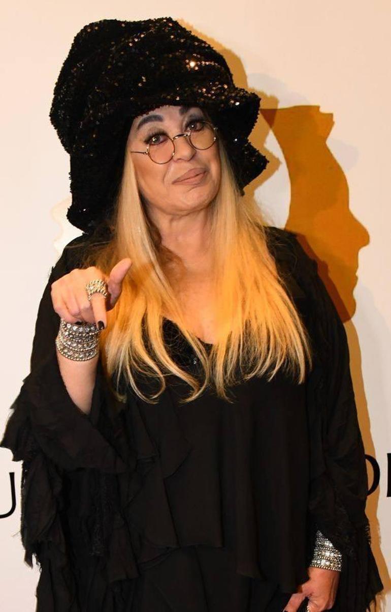 Şarkıcı Zerrin Özer en büyük korkusunu açıkladı! 'Rabbime dua ettim'