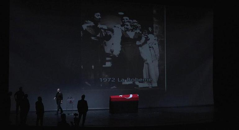 Usta oyuncu Ferdi Atuner'e veda! Kızından yürek burkan sözler: 1 ay önce annemi kaybetmenin acısına dayanamadı