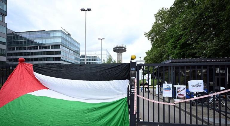 Eurovision'u İsrail'in elinden kaptı, Türkçe konuştu! Bulgaristanlı sanatçıdan dikkat çeken mesaj