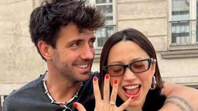 Paris'te romantik anlar! Serkay Tütüncü’den sevgilisi Zeynep Bastık'a evlenme teklifi