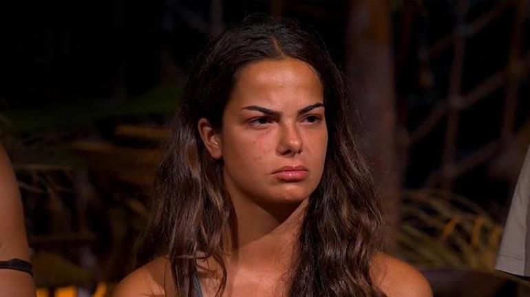 Survivor'da görülmemiş olay! Beyza kampta kayboldu, dakikalar sonra Sercan'ın yanında bulundu