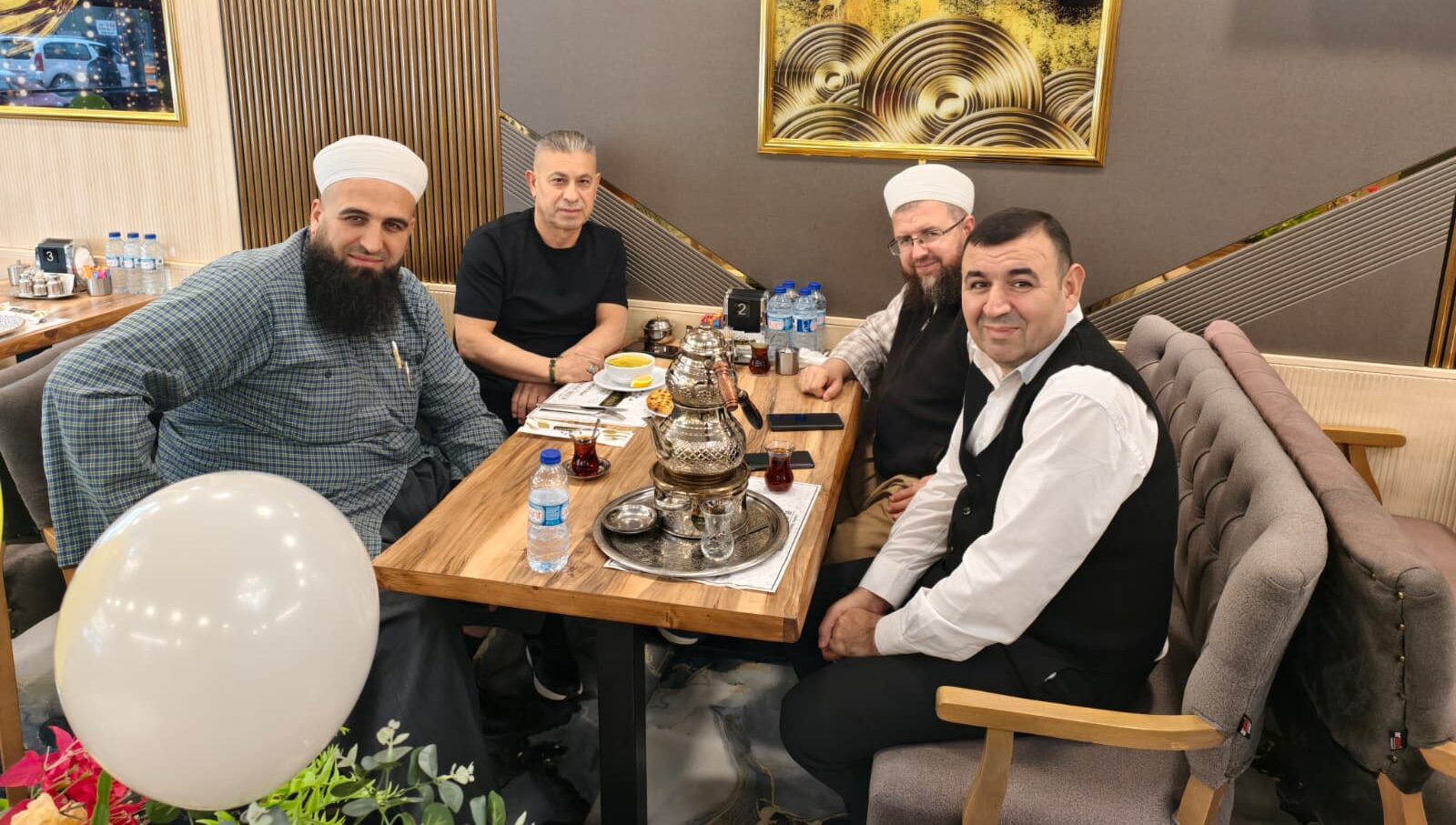 Şevket Bilge Hoca’nın Ses Getiren Mücadelesi Giderek Yükseliyor