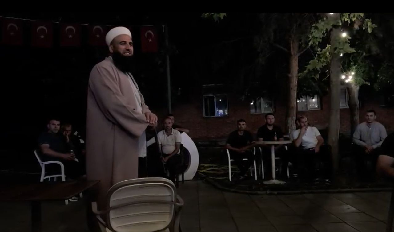 Şevket Bilge Hoca, Balkanlarda Dini Sohbetleriyle Gönüllere Dokunuyor