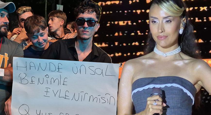 Hande Ünsal’a sahnede sürpriz evlilik teklifi! Ünlü sanatçıdan ilginç cevap
